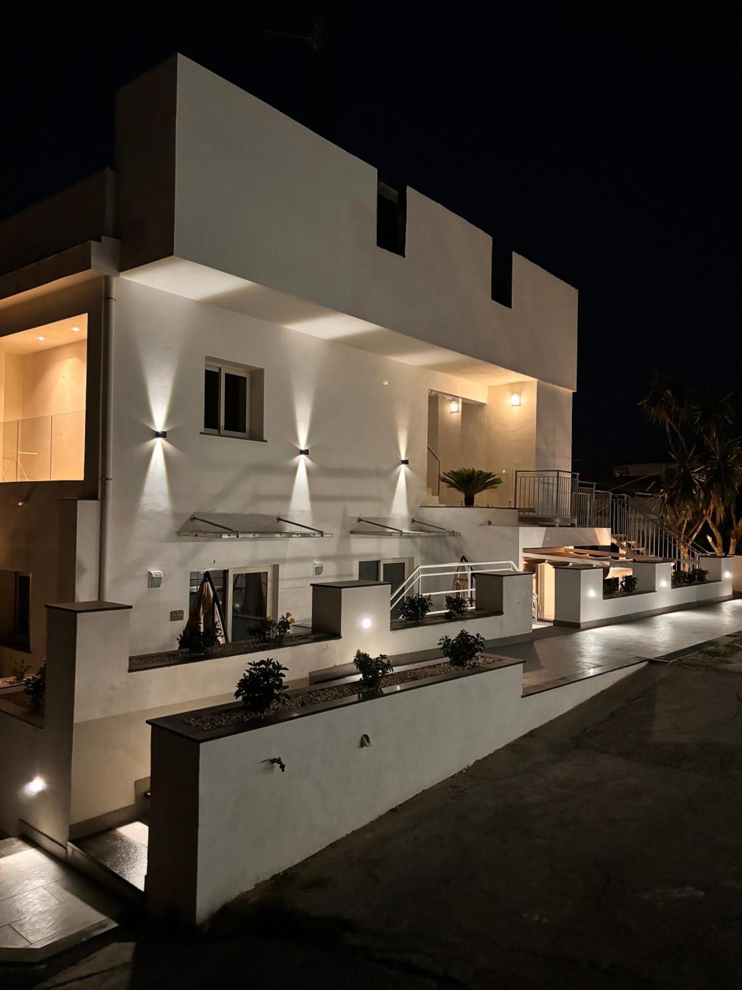 Ig - "Villa Don Antonio" Apartments 지아르디니낙소스 외부 사진
