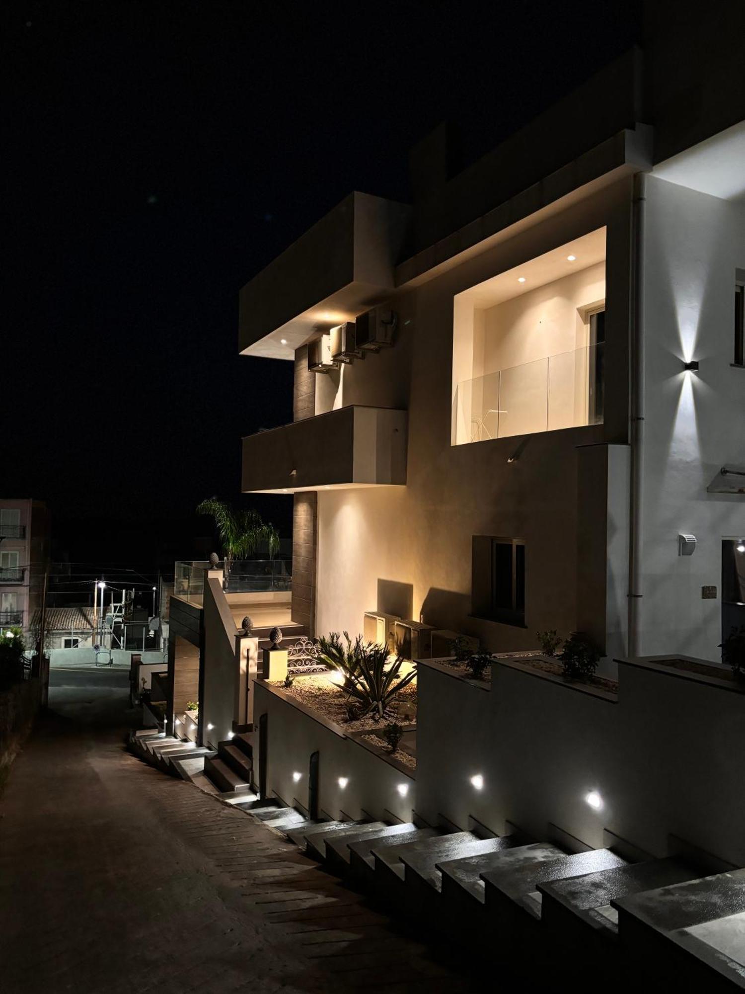 Ig - "Villa Don Antonio" Apartments 지아르디니낙소스 외부 사진