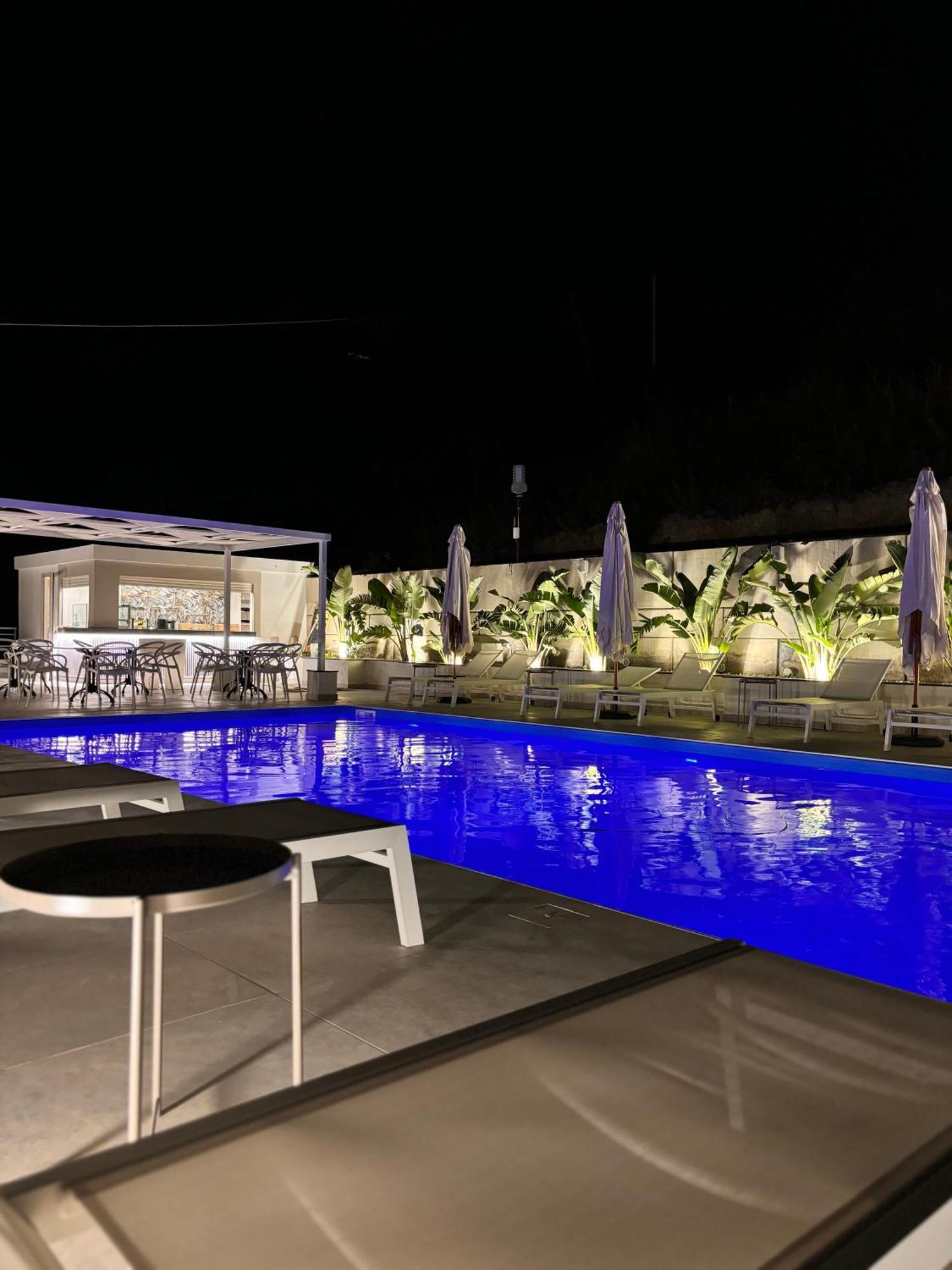 Ig - "Villa Don Antonio" Apartments 지아르디니낙소스 외부 사진