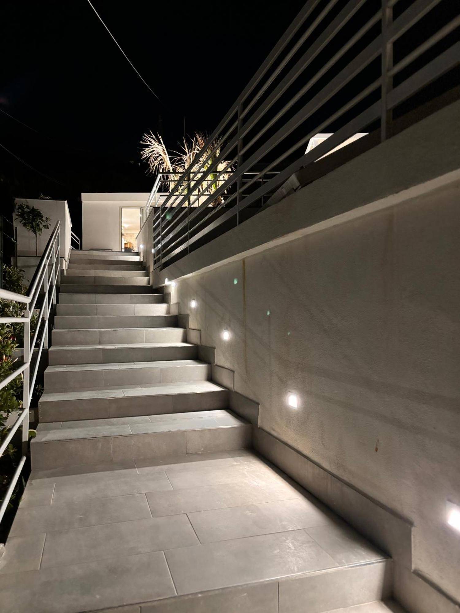 Ig - "Villa Don Antonio" Apartments 지아르디니낙소스 외부 사진