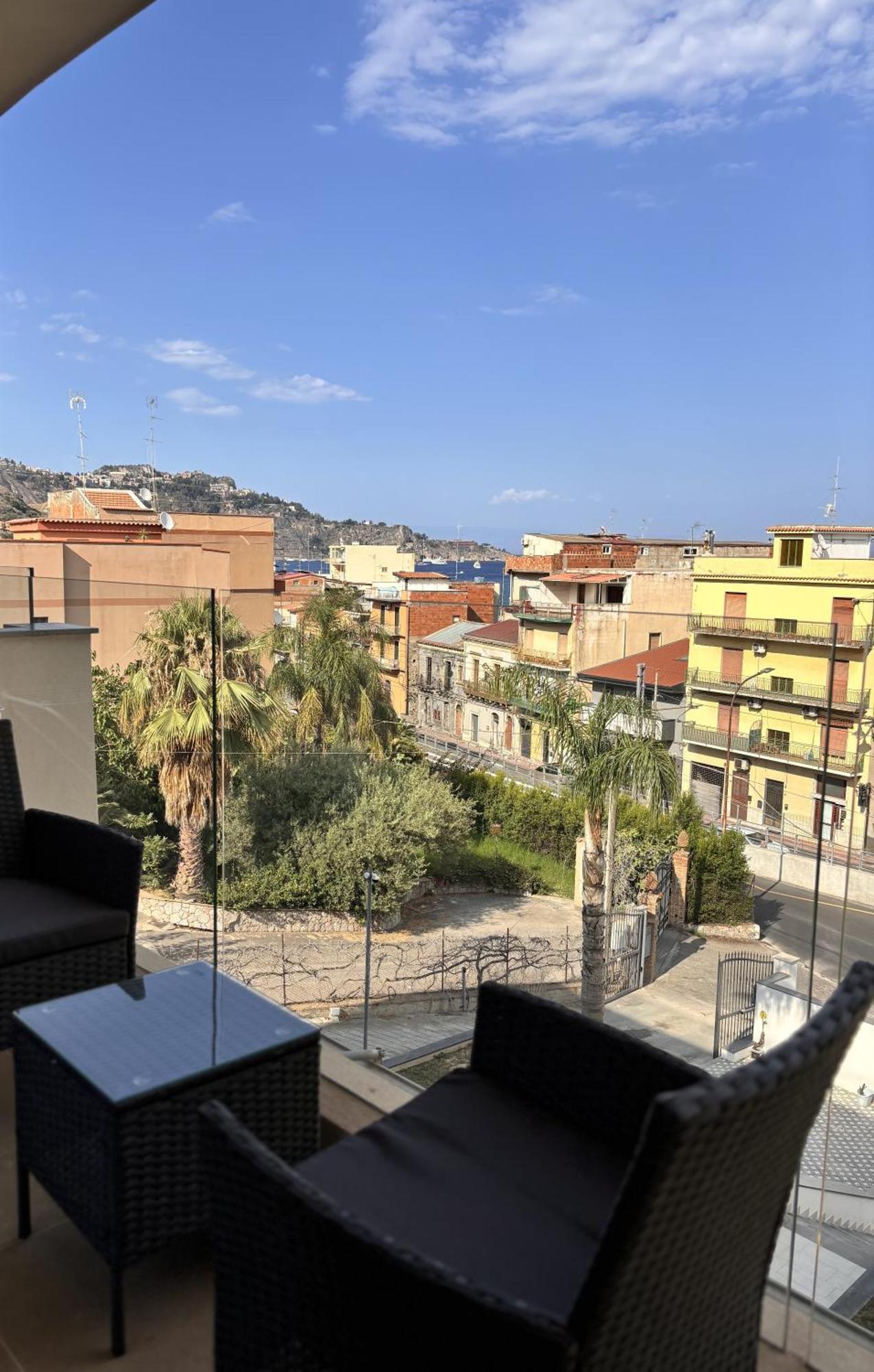 Ig - "Villa Don Antonio" Apartments 지아르디니낙소스 외부 사진
