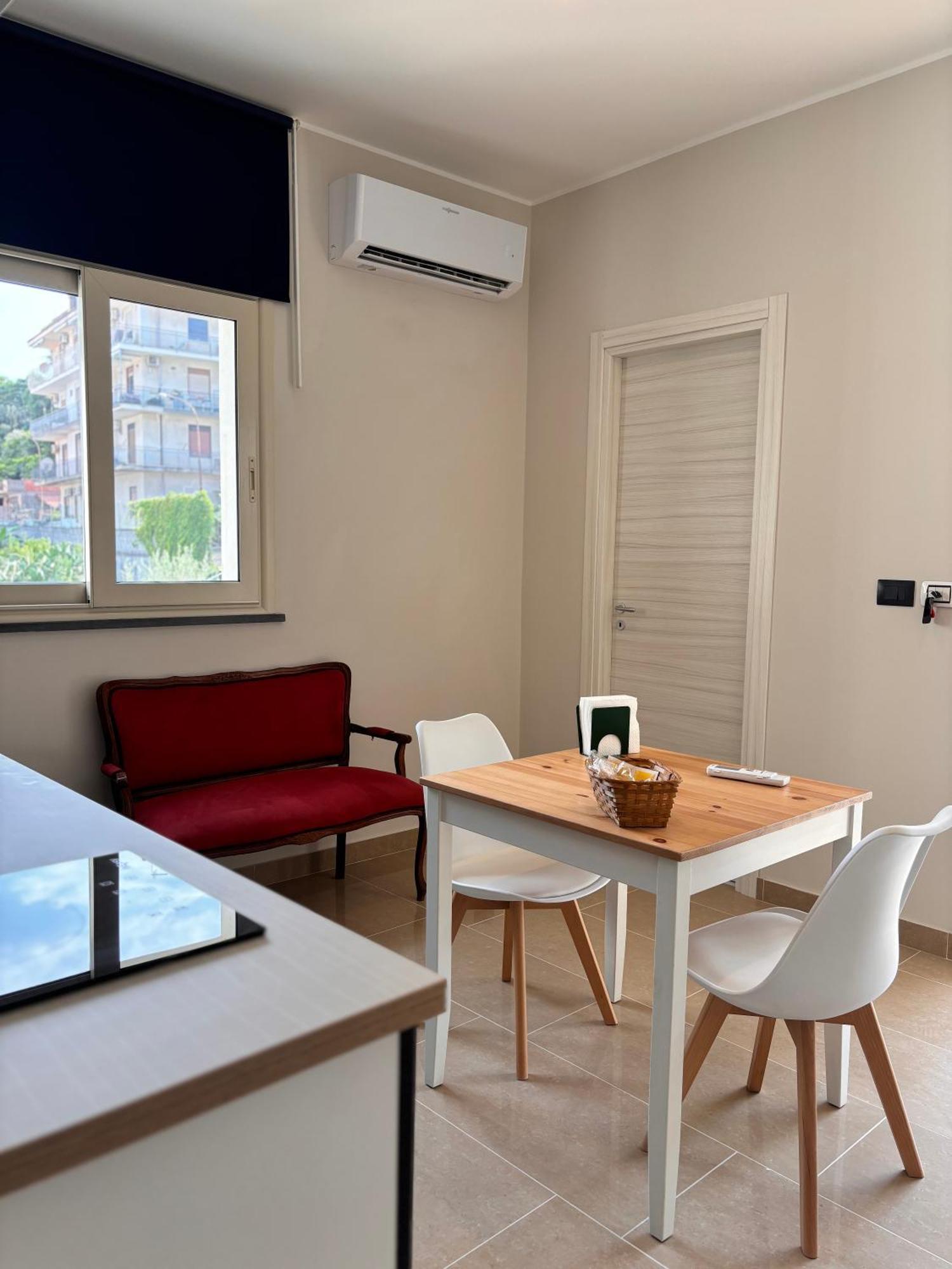 Ig - "Villa Don Antonio" Apartments 지아르디니낙소스 외부 사진
