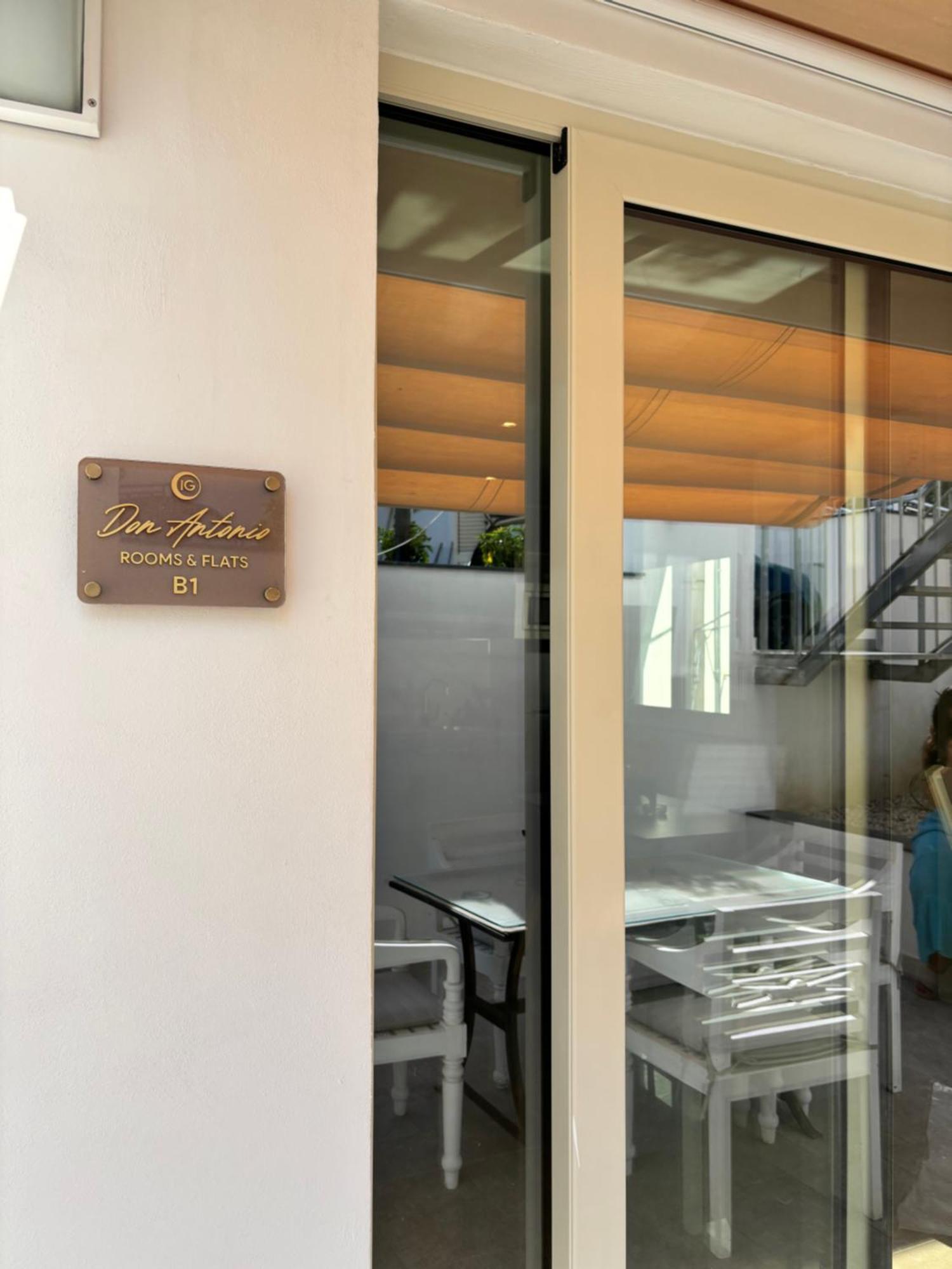 Ig - "Villa Don Antonio" Apartments 지아르디니낙소스 외부 사진