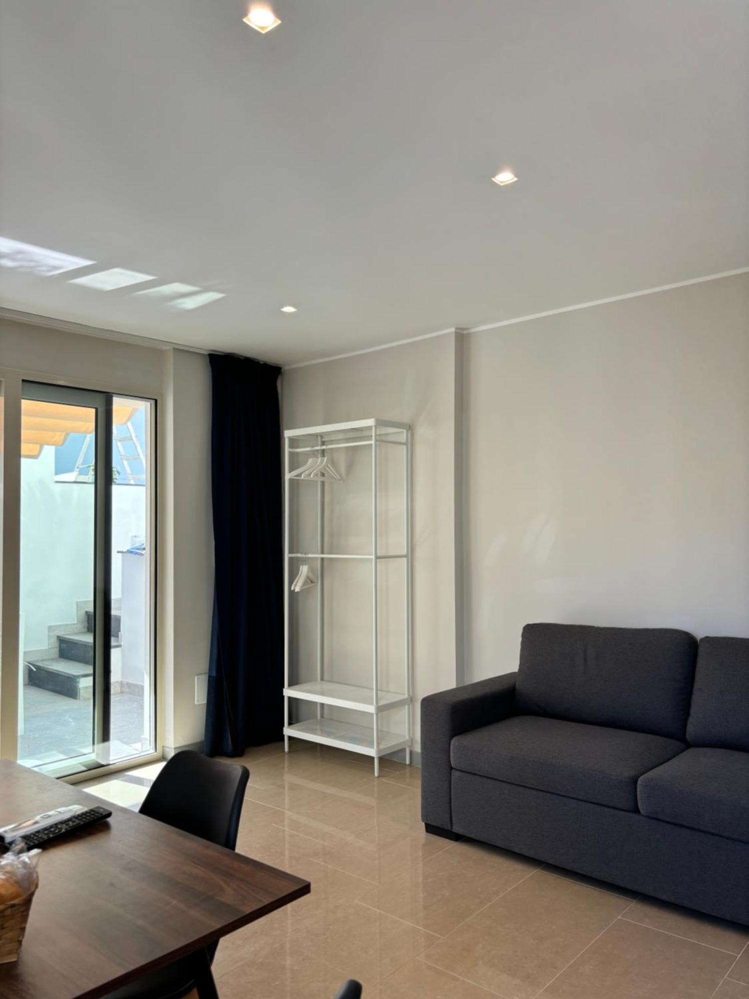 Ig - "Villa Don Antonio" Apartments 지아르디니낙소스 외부 사진