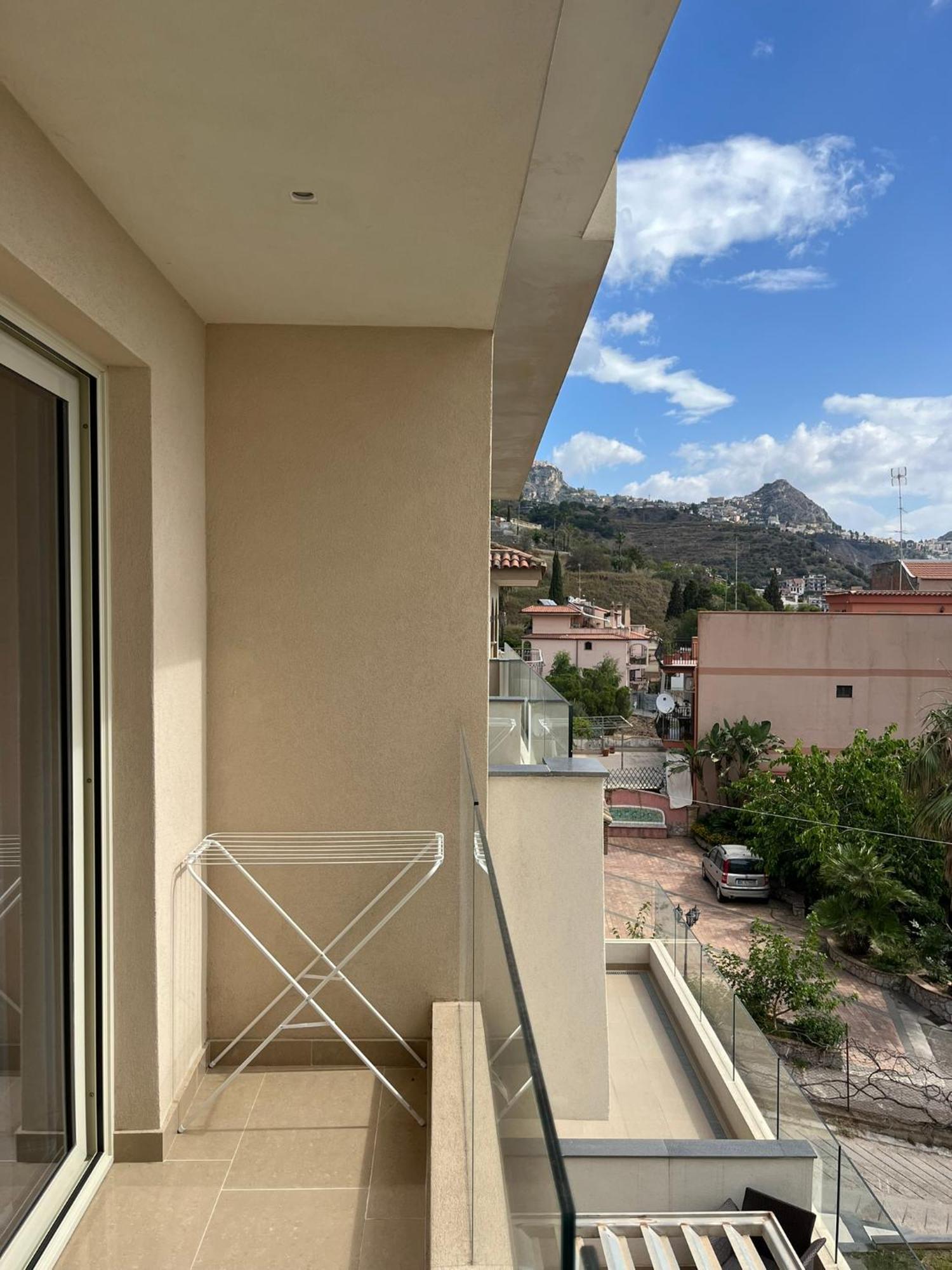 Ig - "Villa Don Antonio" Apartments 지아르디니낙소스 외부 사진